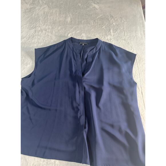 ELOQUII Women’s Notch Collar Blouse – Navy – Size 28 Plus - Picture 7 of 11